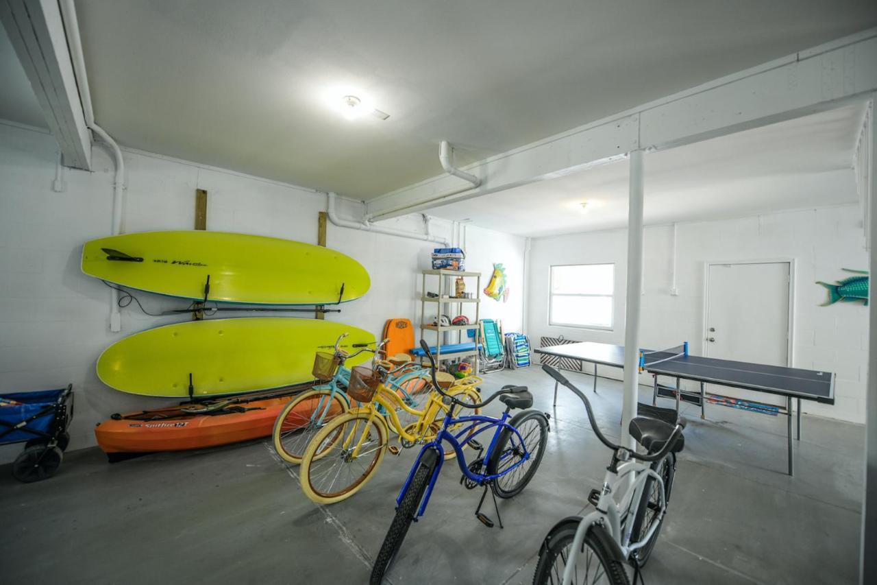 Salty Pirate - New Luxury Canal Front Home Wwater View Poolspa Bikes Kayaks Toys Anna Maria Exterior photo